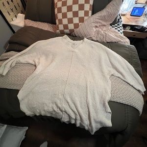 Ava & Viv Cream V-Neck Sweater